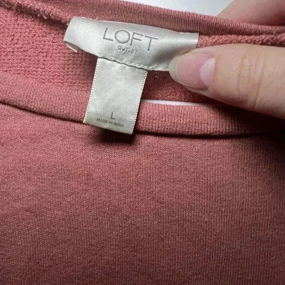 Loft Outlet Peach Pink 3/4 Sleeve Embroidered Floral Sweatshirt Women’s Size L - Picture 3 of 7